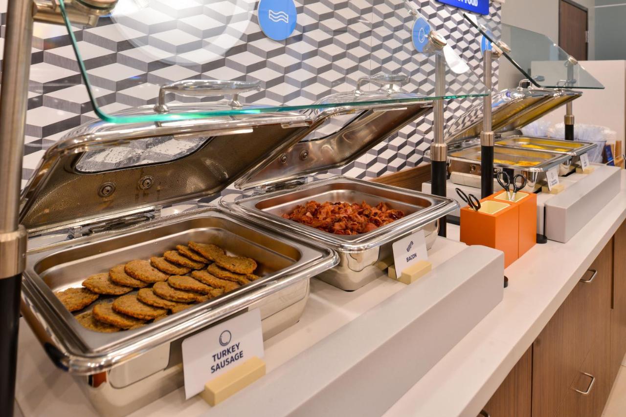 Holiday Inn Express & Suites - Ann Arbor - University South By Ihg Exteriör bild