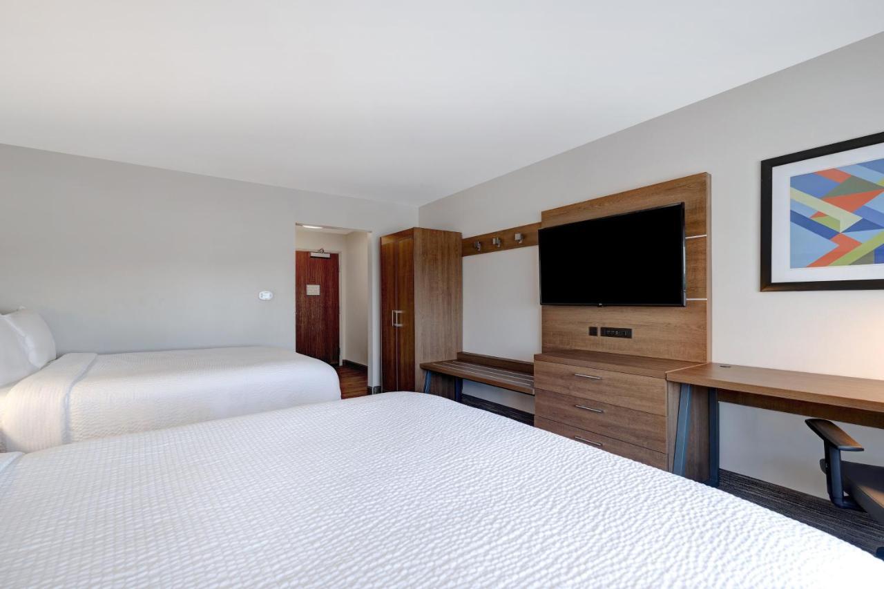 Holiday Inn Express & Suites - Ann Arbor - University South By Ihg Exteriör bild